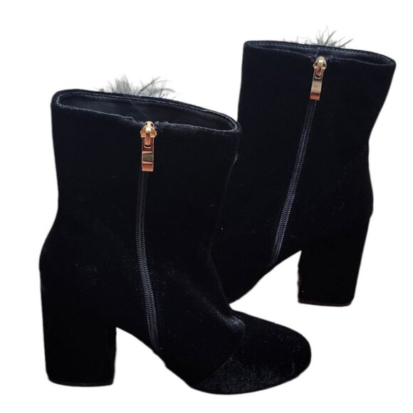 Olivia Miller Black Feather Bushwick Ankle Boots Size 7 - Picture 8 of 13